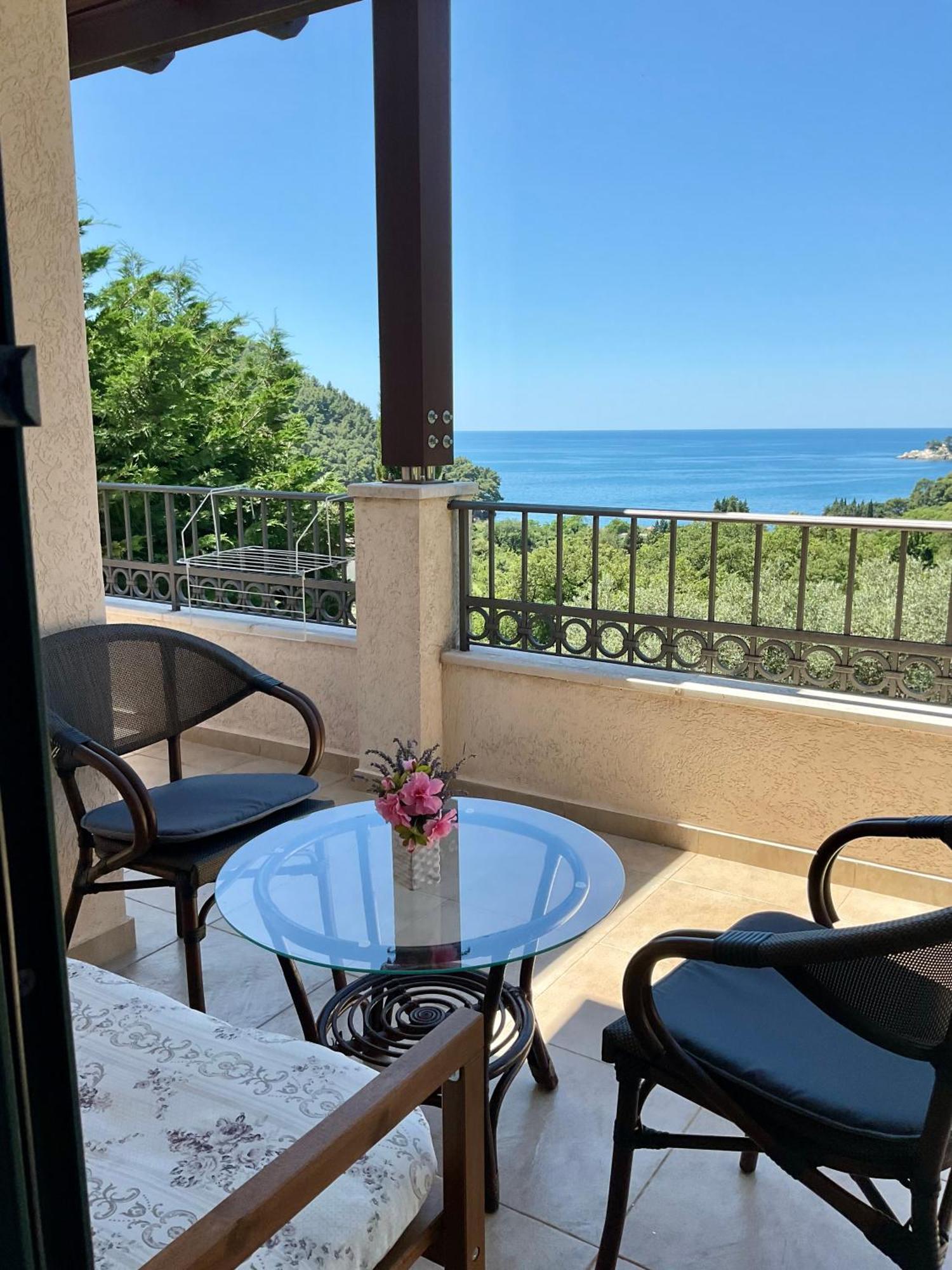 Bay View Apartments Petrovac Exterior foto